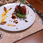 Michelangelo Boutique Отель Дальян