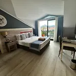 Michelangelo Boutique Отель Дальян