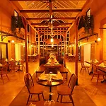 Отель Michelangelo Boutique 2*