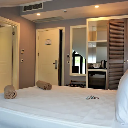 Michelangelo Boutique 2*