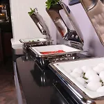 Michelangelo Boutique Hotel 2*