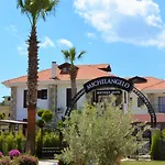 Michelangelo Boutique Hotel 2*