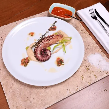 Michelangelo Boutique 酒店 2*