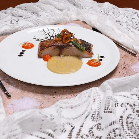 Michelangelo Boutique 2*