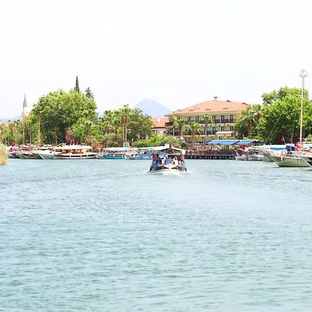 Michelangelo Boutique 酒店 2*