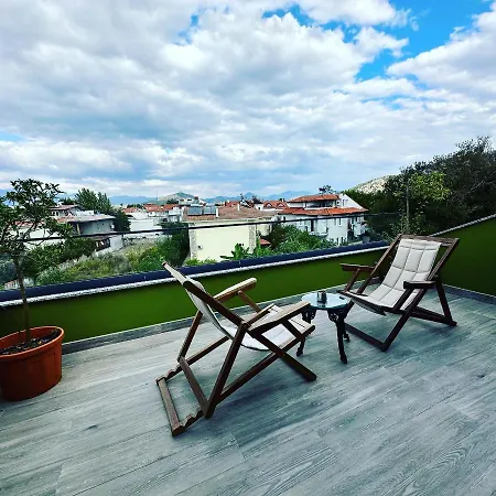 Michelangelo Boutique 达利安