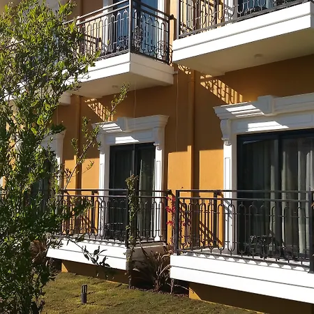 Michelangelo Boutique 酒店